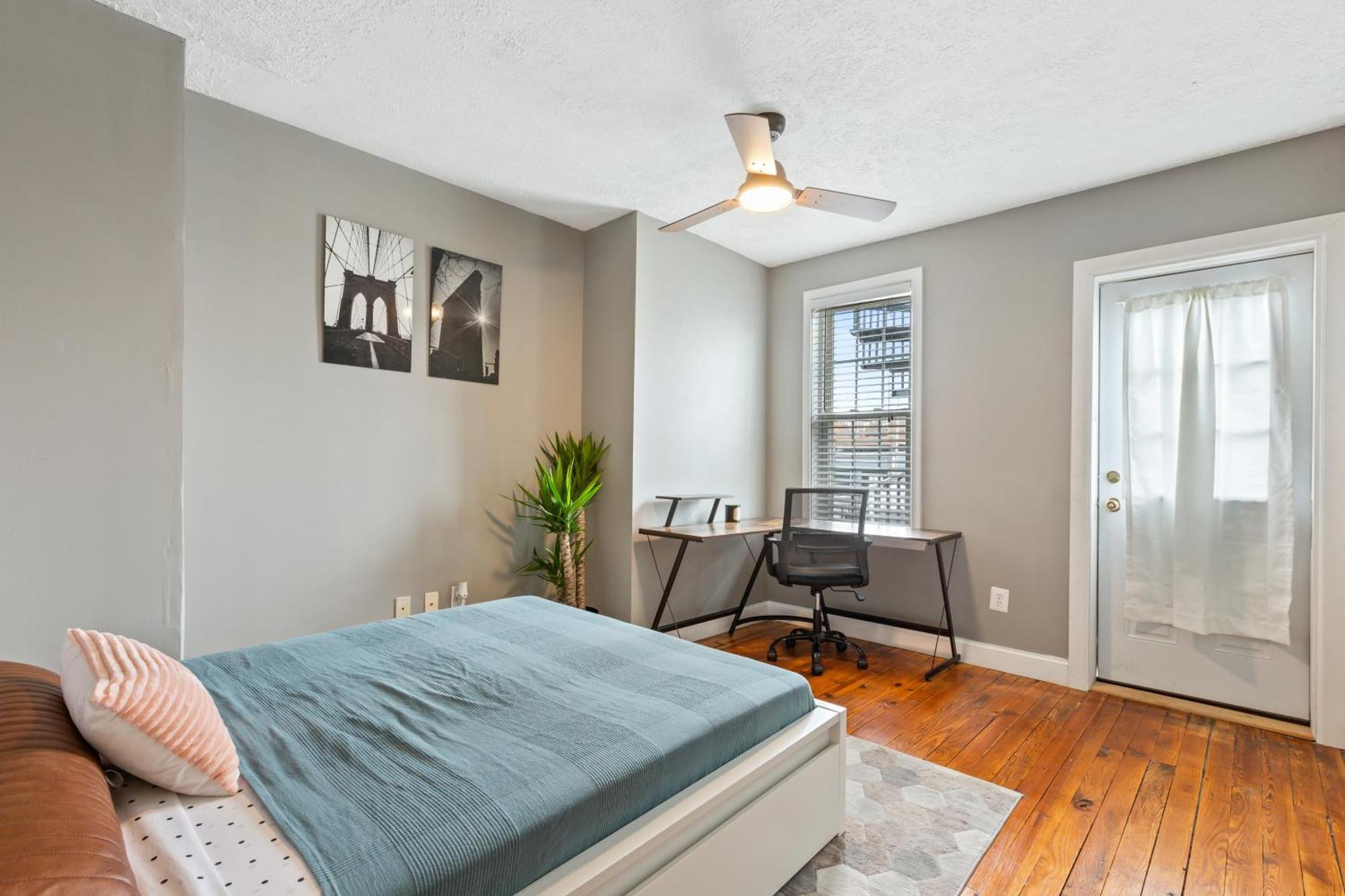 Pristine Townhouse With Rooftop Deck Near Canton! Baltimore Eksteriør billede
